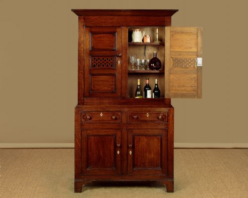 WELSH OAK BREAD CHEESE CUPBOARD C1820 - ADDITIONAL PHOTO 1
