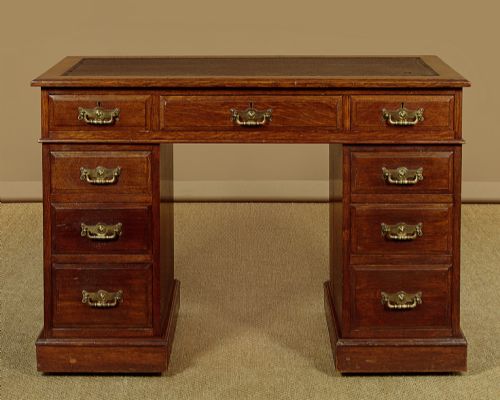 SMALL OAK PEDESTAL DESK C1890 - ADDITIONAL PHOTO 2