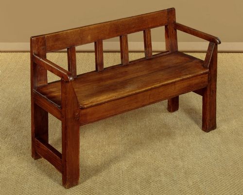 SMALL HALL BENCH C1820