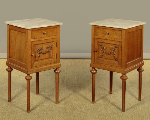 Pair of Oak Bedside Cabinets C.1910