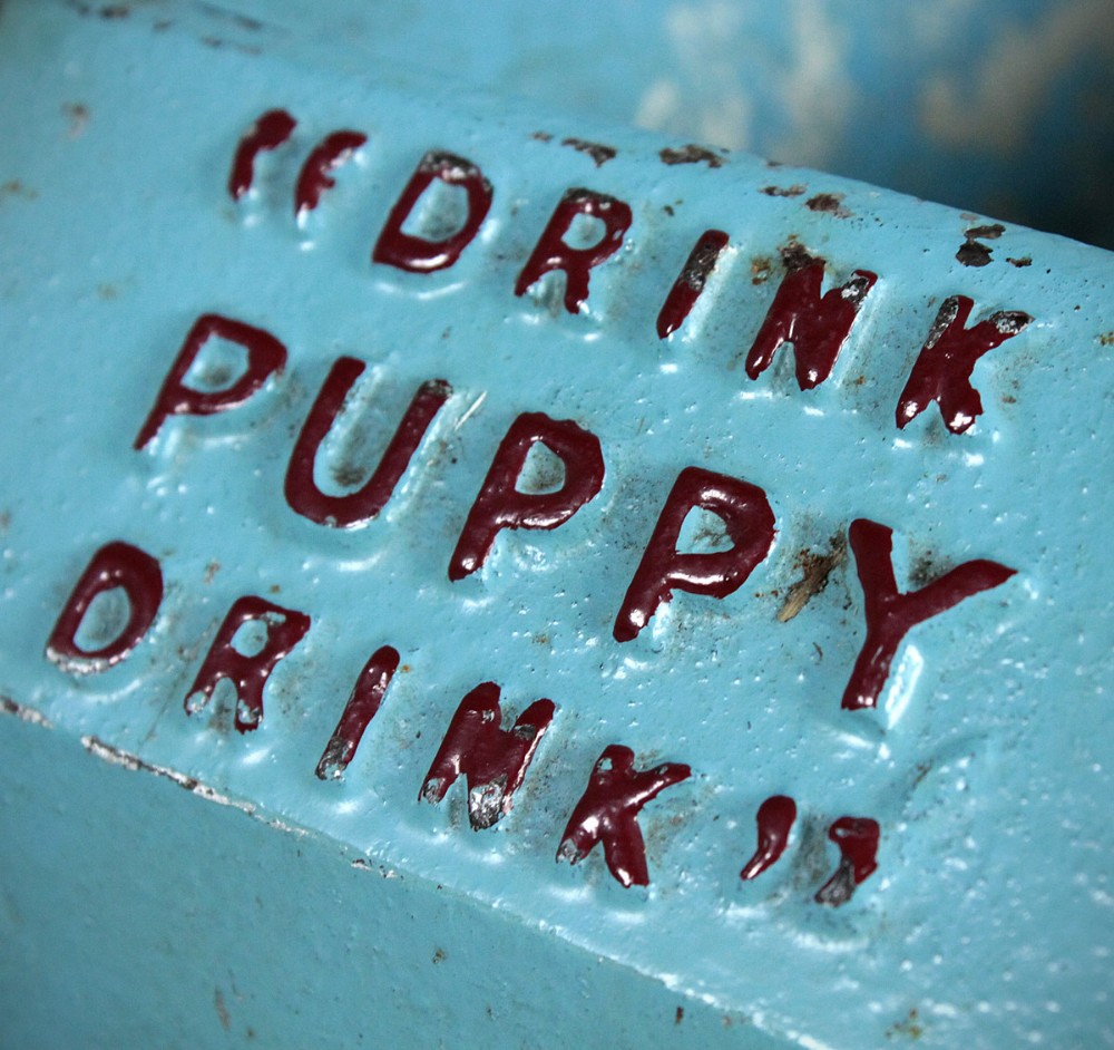 Hudson's Soap Doggie Water Bowl c.1900.