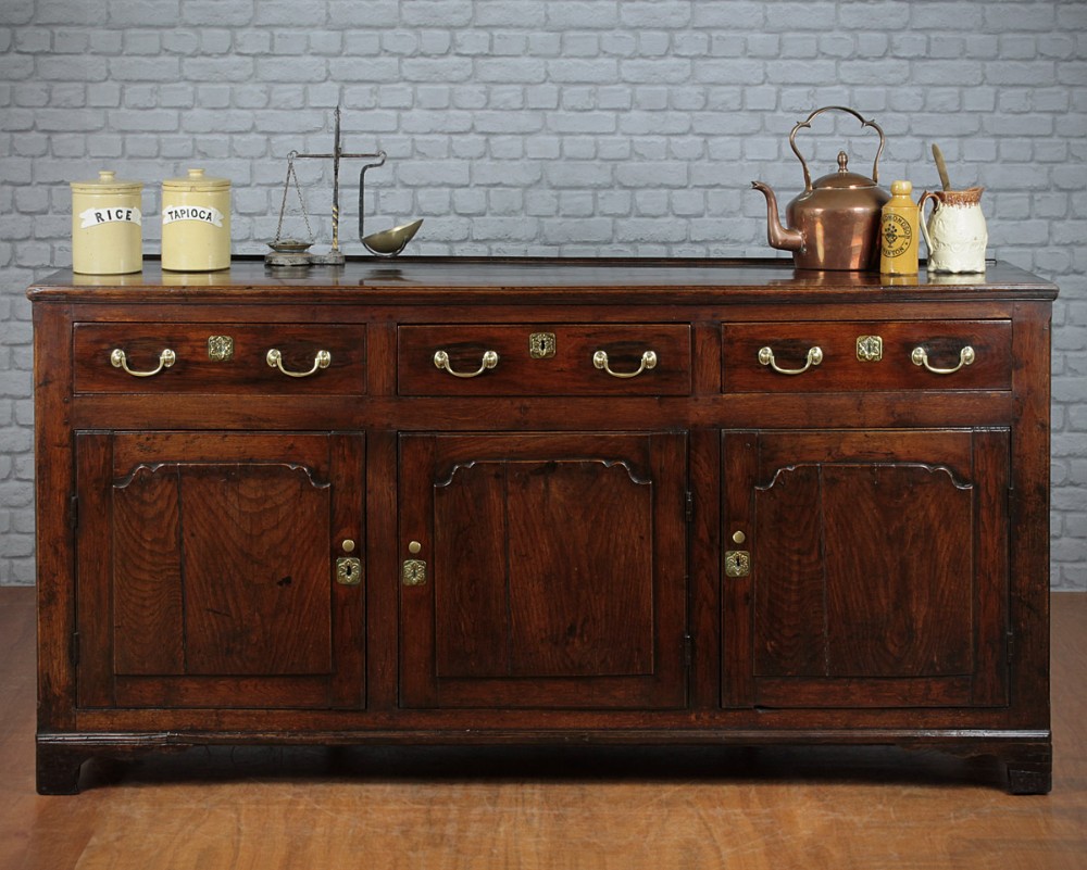 Conwy Valley Welsh Dresser Base c.1770
