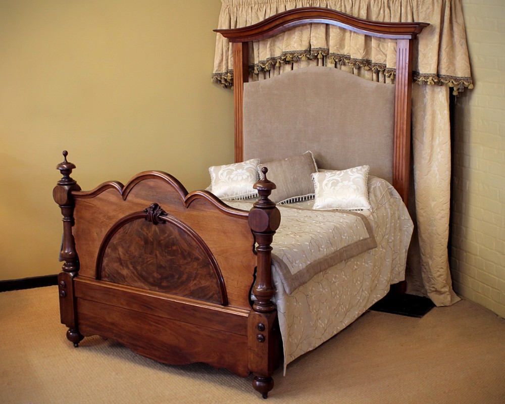 Mahogany Half Tester Double Bed c.1860.