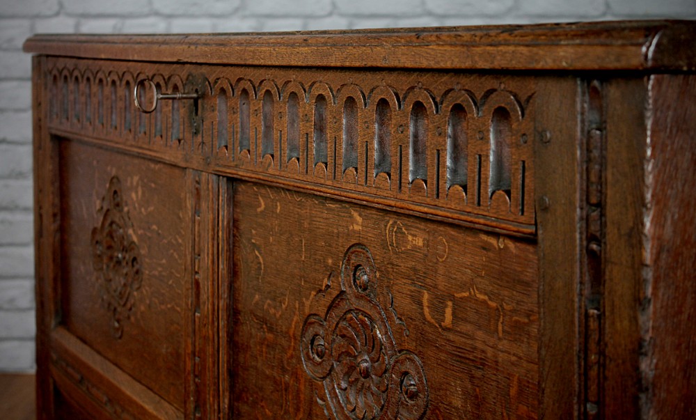18th.c. Carved Oak Coffer c.1770.