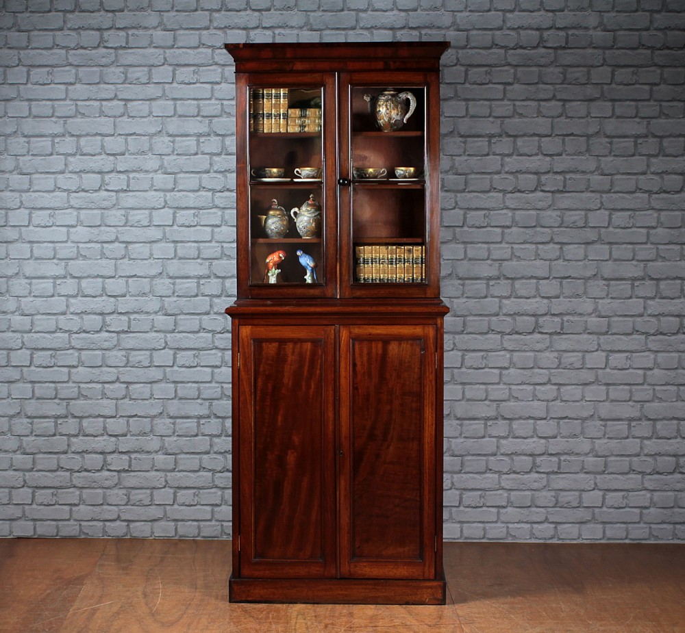Narrow Mahogany Bookcase c.1840.
