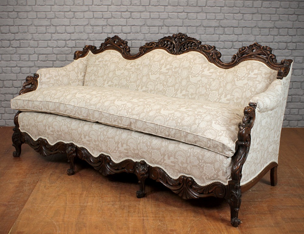 Anglo-Indian Couch c.1875.