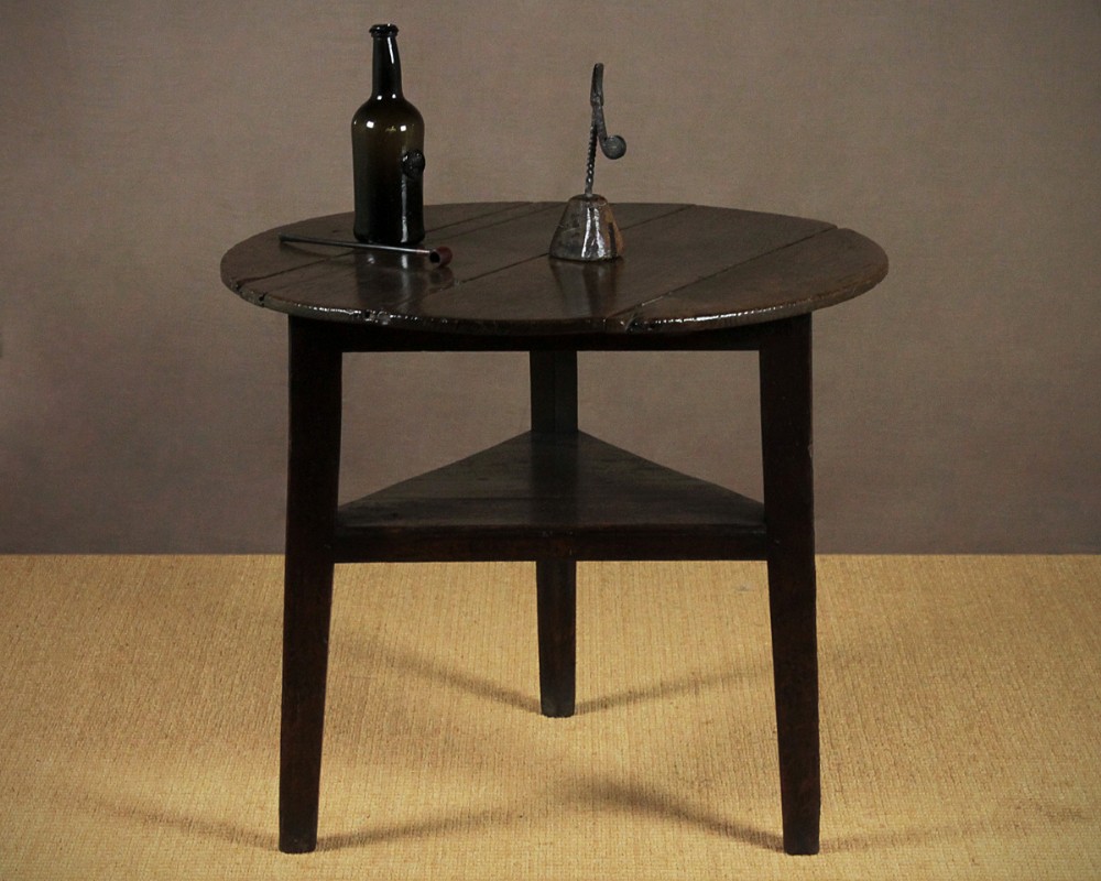 Late 18th Oak Cricket Table c.1790.