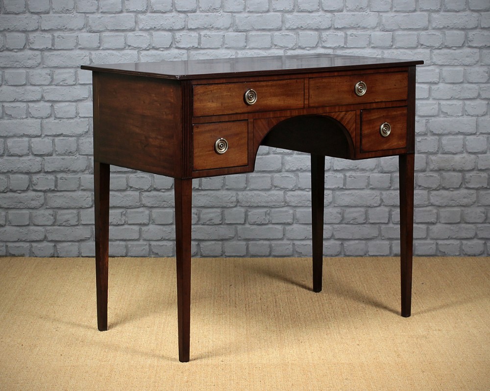 Late Georgian Mahogany Writing Table c.1810.