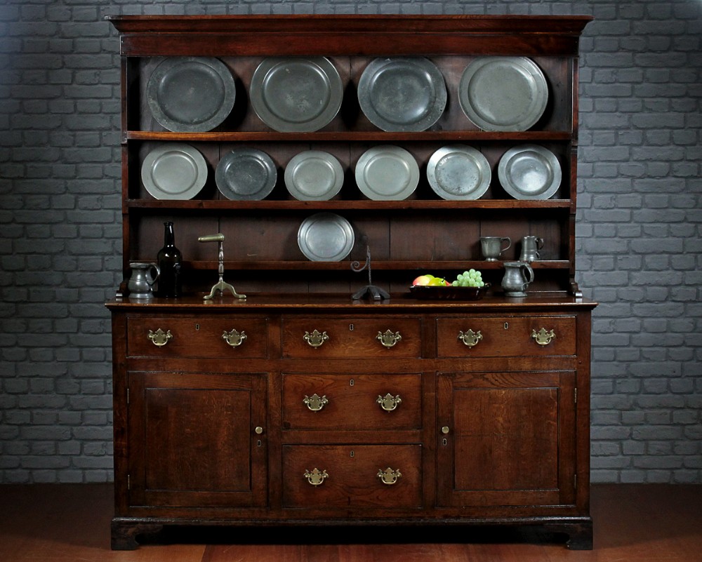 Early 19th.c. North Wales Dresser c.1800.