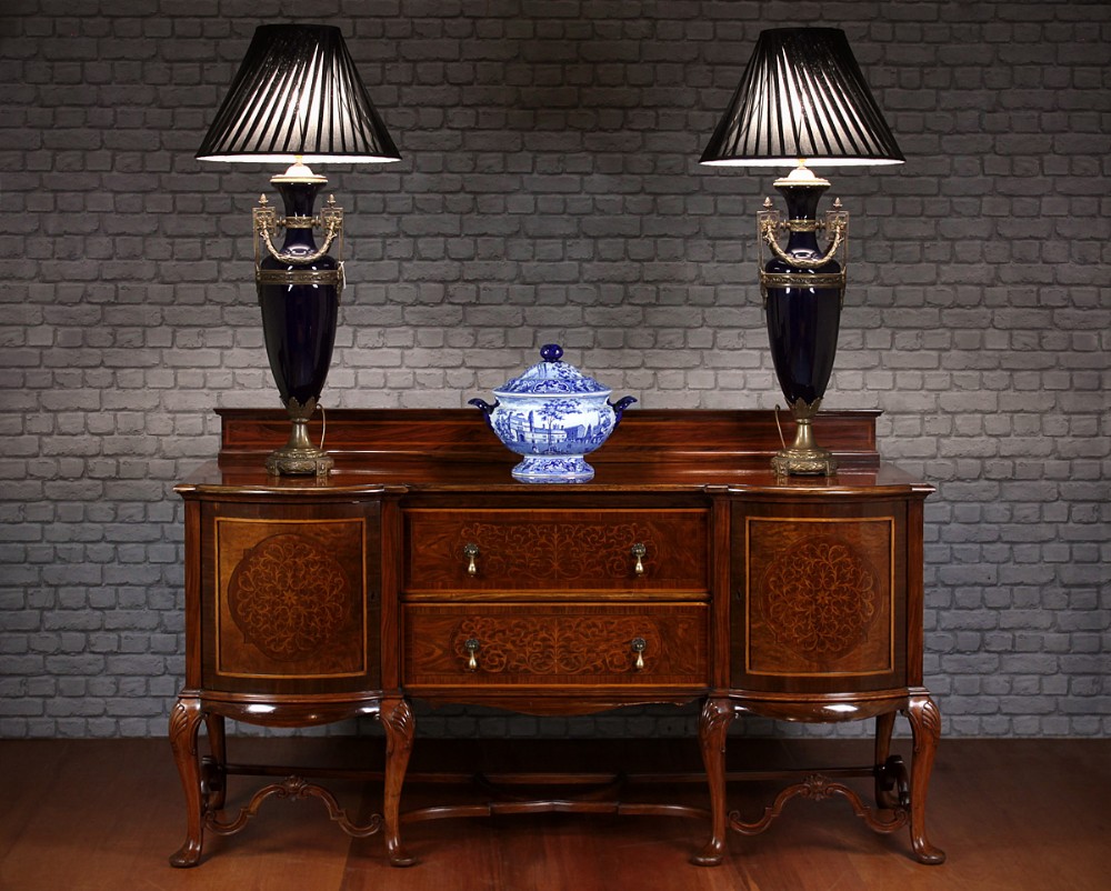 Edwardian Inlaid Walnut Sideboard c.1905.