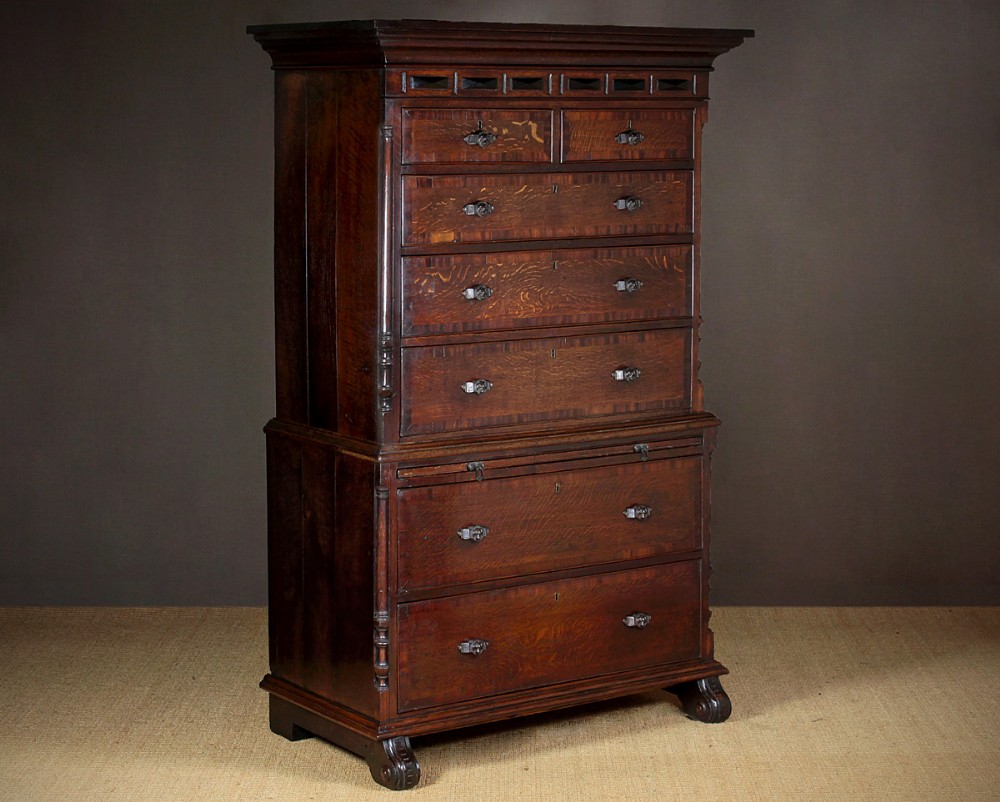 Georgian Oak Chest on Chest c.1810.