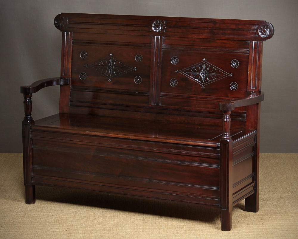Edwardian Walnut Box Settle c.1905.