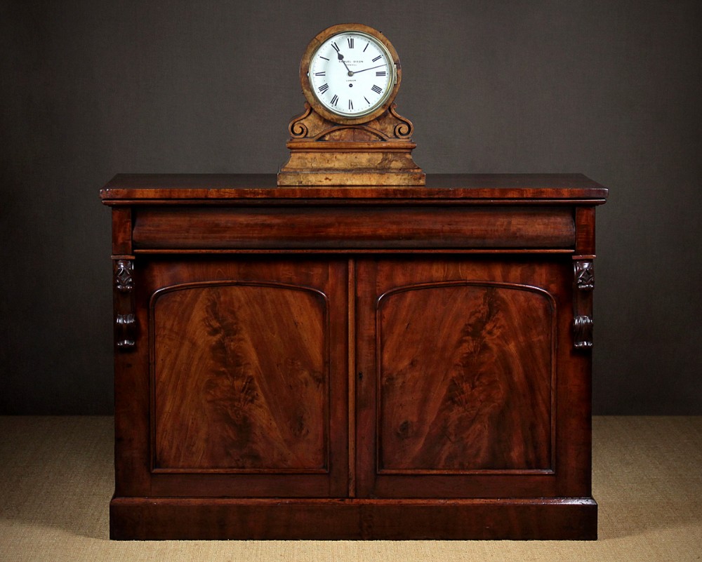 Mahogany Chiffonier Sideboard c.1860.