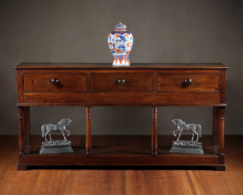 19th.c. Oak South Wales Dresser Base c.1810.