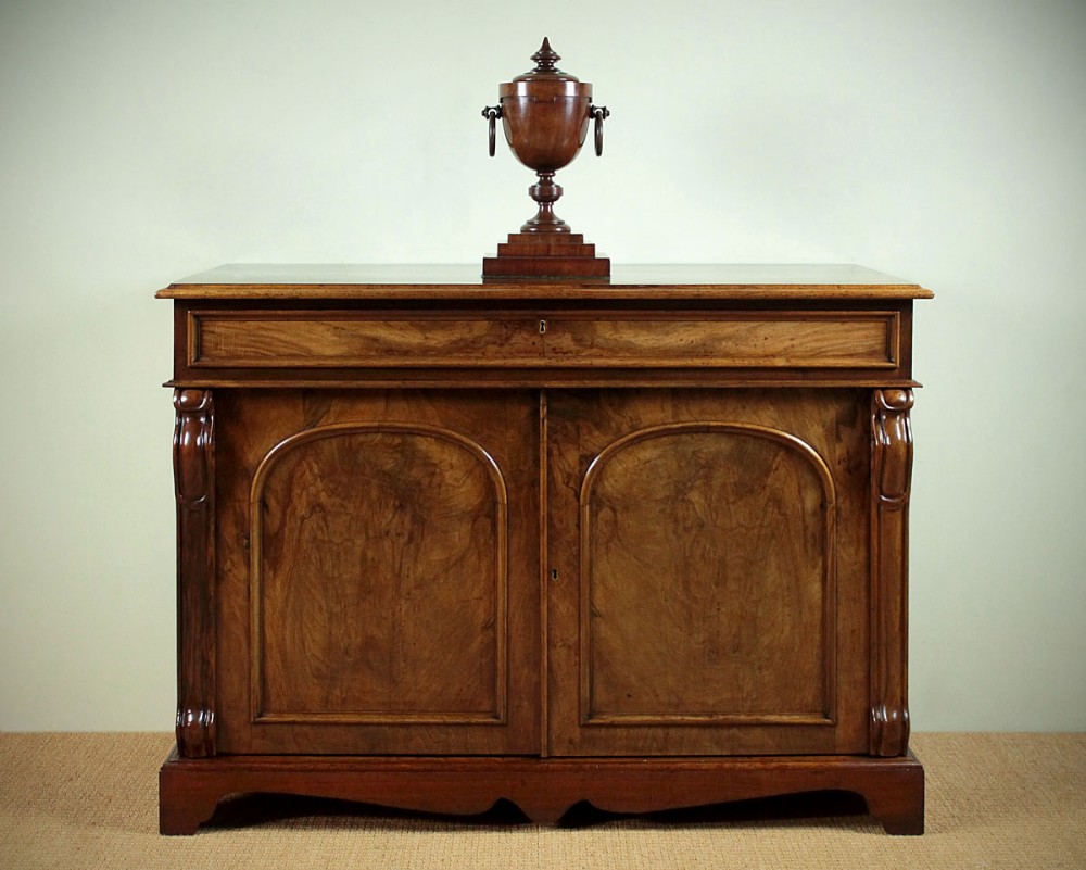 Walnut Chiffonier Sideboard c.1860.