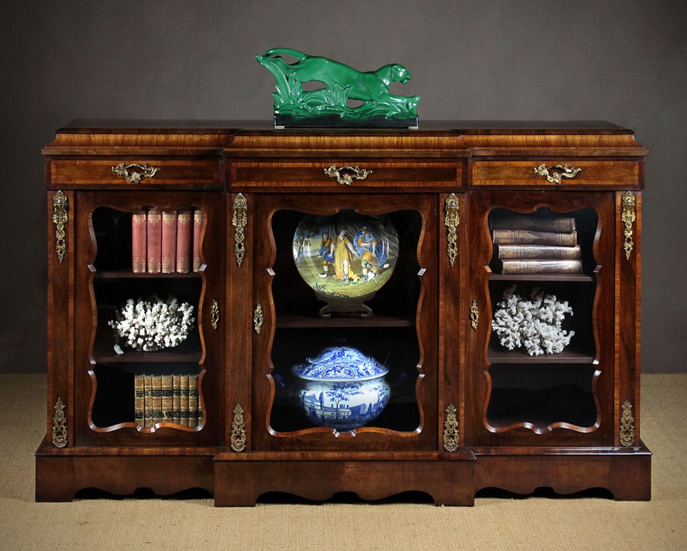 Late 19th.c. Walnut Credenza or Bookcase Display c.1880.