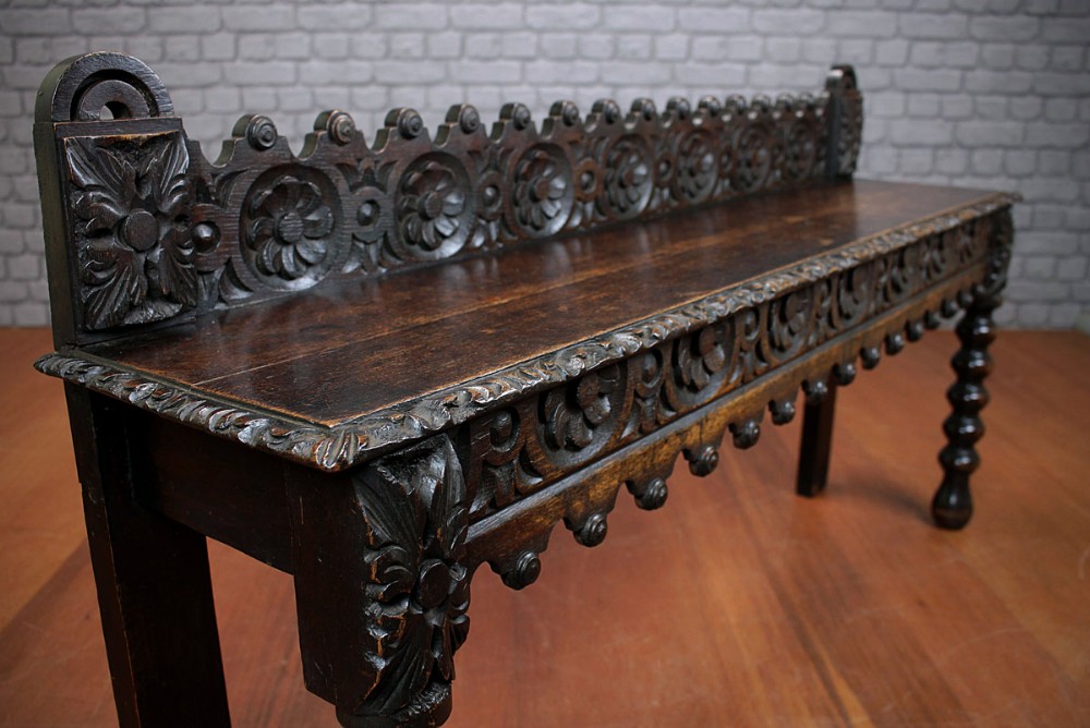 Small Carved Oak Hall Bench c.1890.