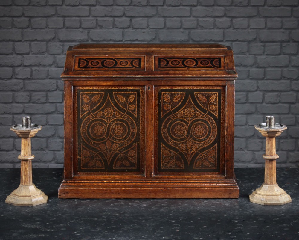 Gothic Revival Cellarette Casket c.1880.