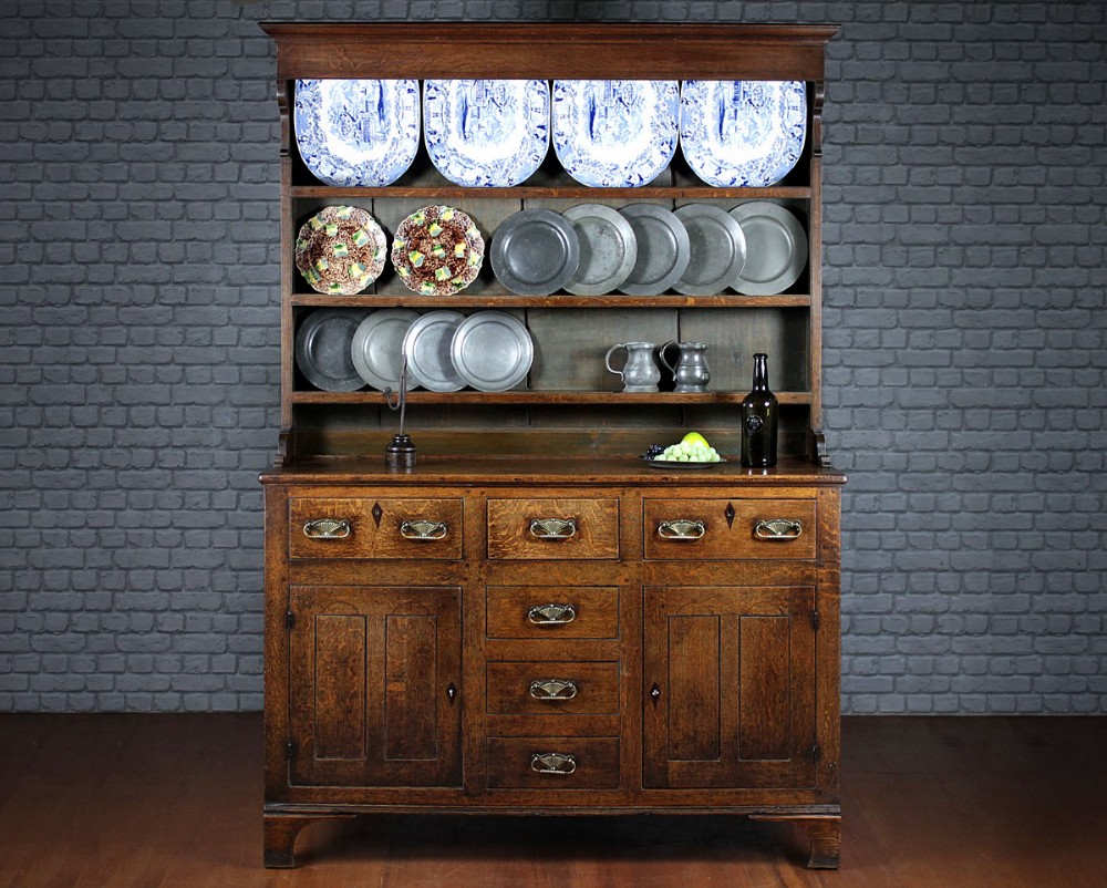 George III Oak Welsh Dresser c.1810.