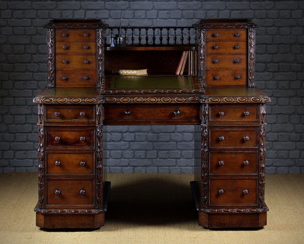 19th.c. Oak ‘Dickens’ Style Desk c.1870.