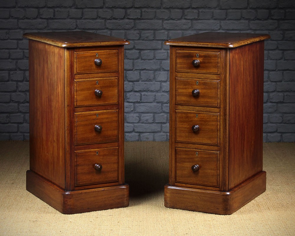 Pair 19th.c. Mahogany Bedside Drawers c.1860.