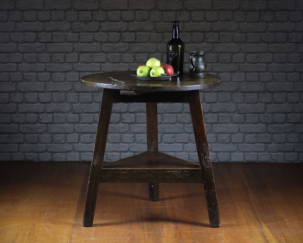 Welsh Pine Cricket Table c.1820.
