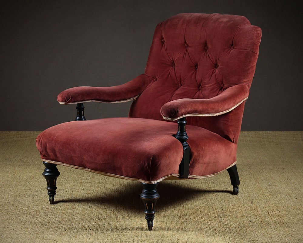 19th.c. Armchair In The Manner Of Howard & Son c.1880.
