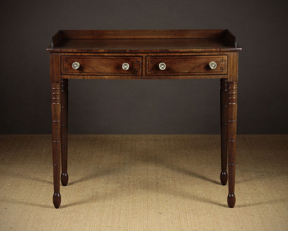 Regency Mahogany Bow Front Writing Table c.1815.