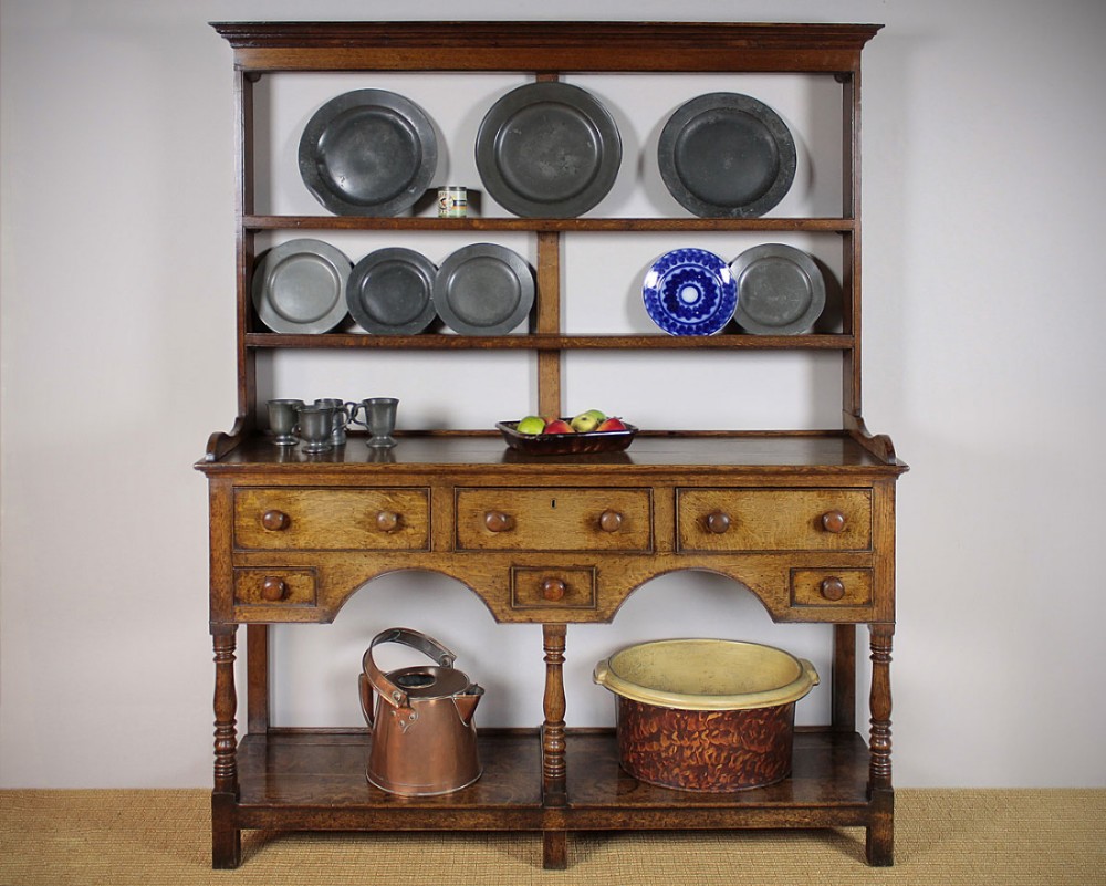 Small Welsh Potboard Dresser c.1810.