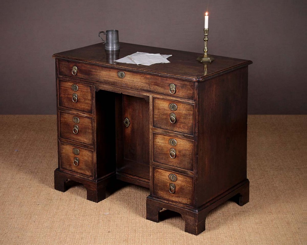 Small Georgian Mahogany Kneehole Desk c.1790.