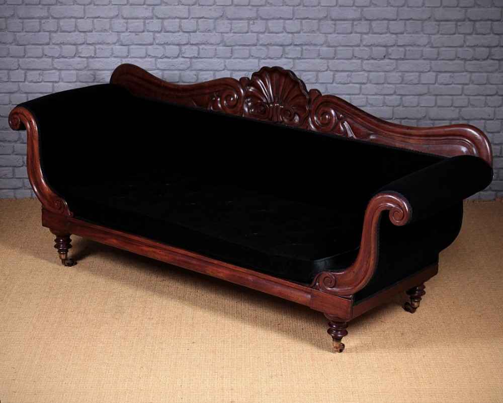William IV Mahogany Scroll End Sofa c.1830.