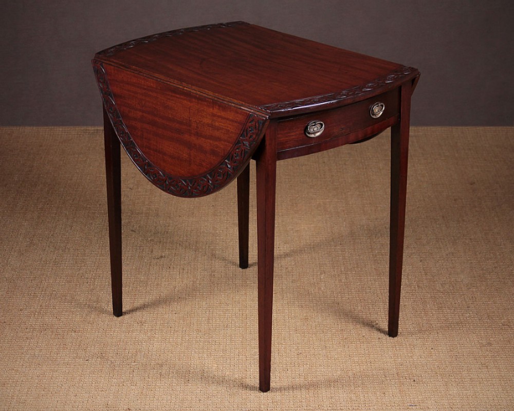 19th.c. Mahogany Pembroke Table c.1810.