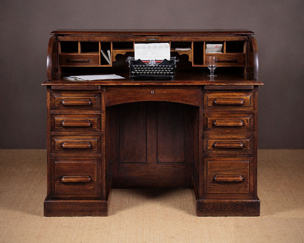 Edwardian Low Back Roll Top Desk c.1910.