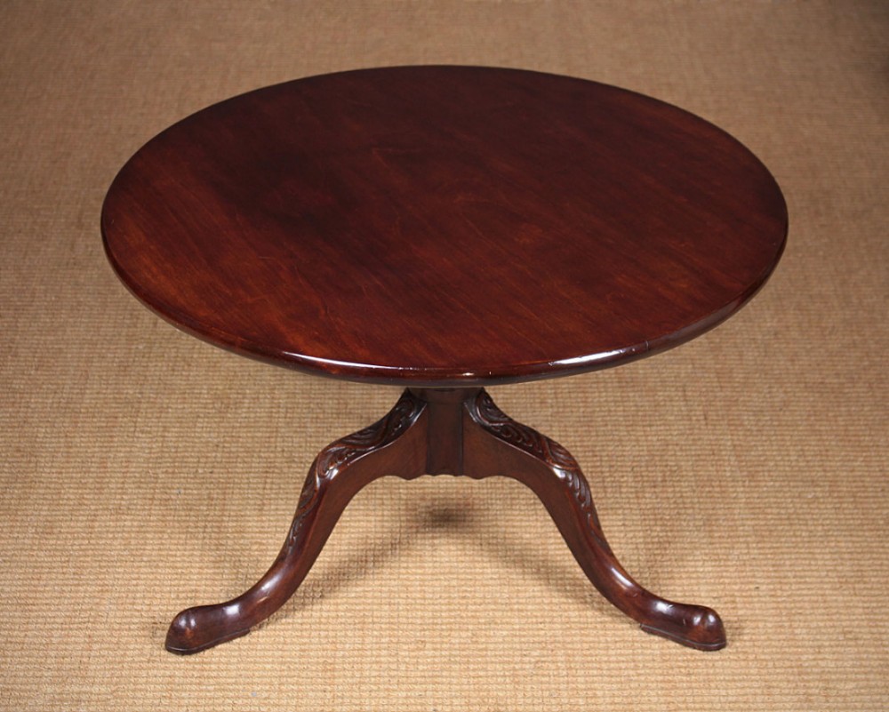 Reduced Georgian Mahogany Tripod Table c.1800.