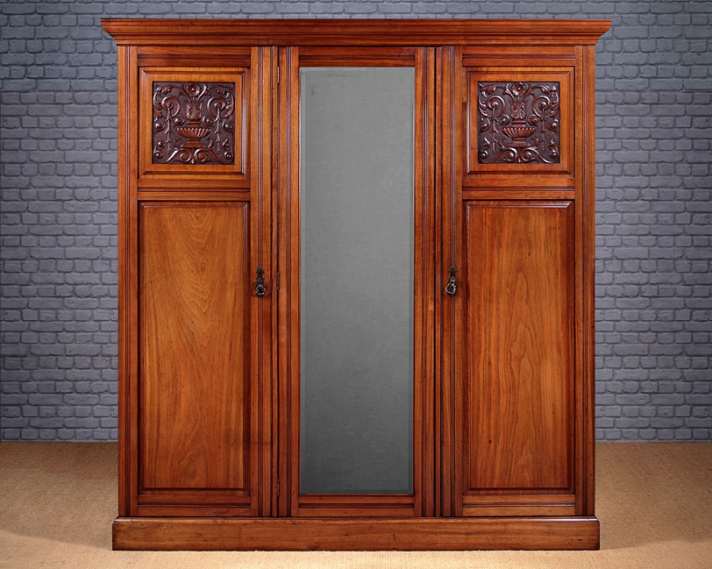 Edwardian Walnut Wardrobe c.1905