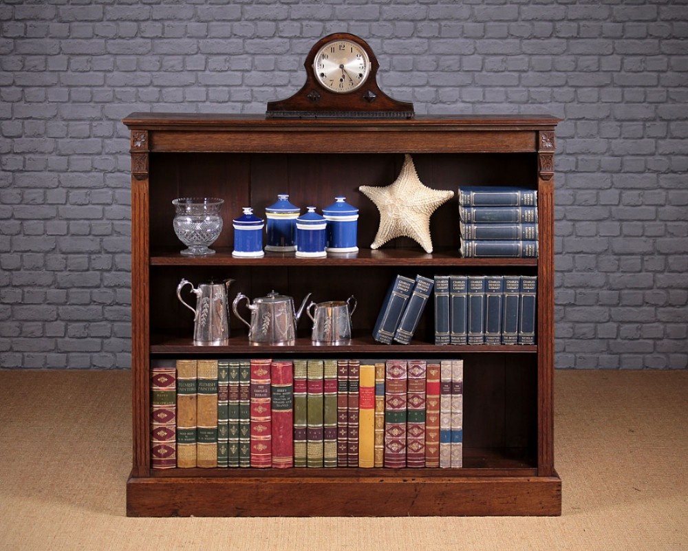 Edwardian Oak Bookshelves c.1910.