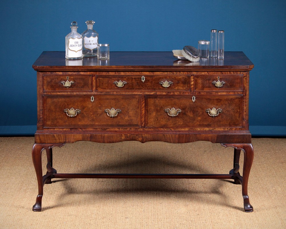 Queen Anne Style Burr Walnut Chest Of Drawers c.1920.