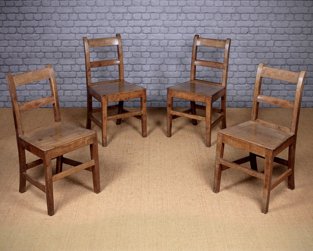 Set of Four Mid 19th.c. Welsh Oak Cottage Dining Chairs c.1850.