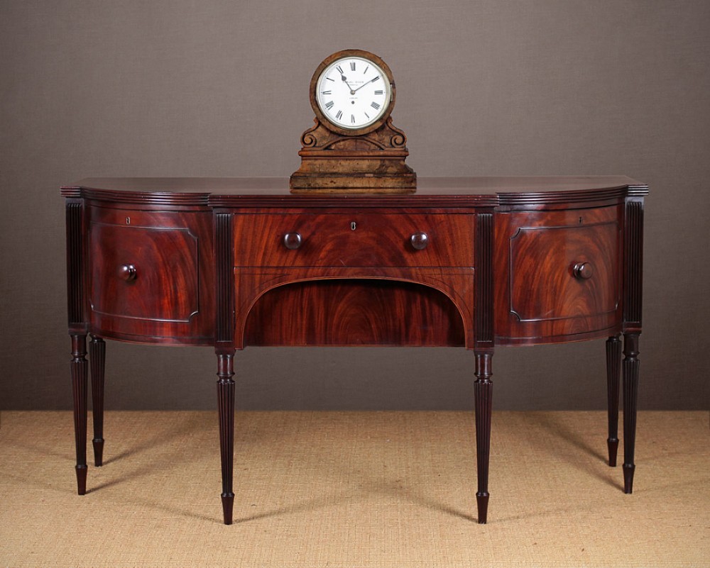 George III Mahogany Bow Front Serving Sideboard c.1800