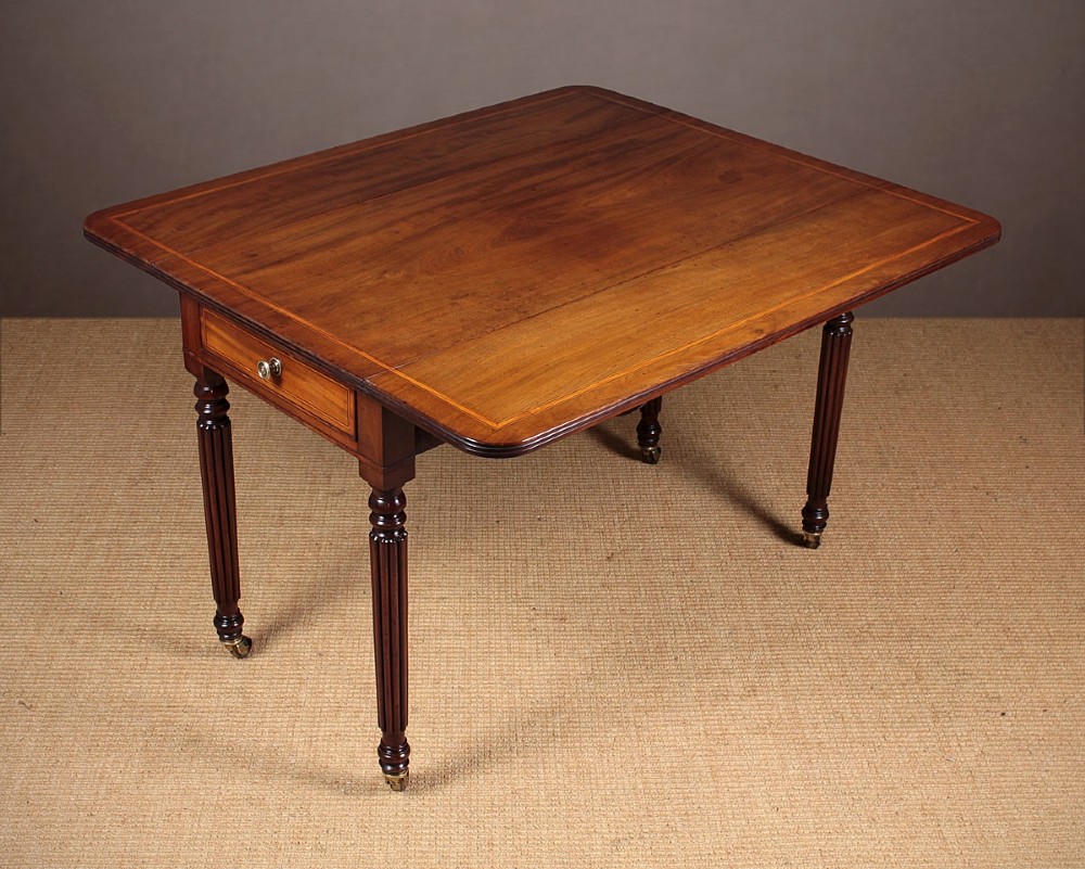 Gillows Style Pembroke Table c.1820.