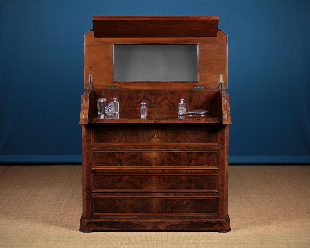 19th.c. Biedermeier Style Burr Walnut Chest of Drawers with Dressing Table Top