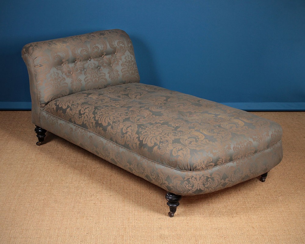 19th.c. Button Upholstered Chaise Longue or Daybed c.1860.