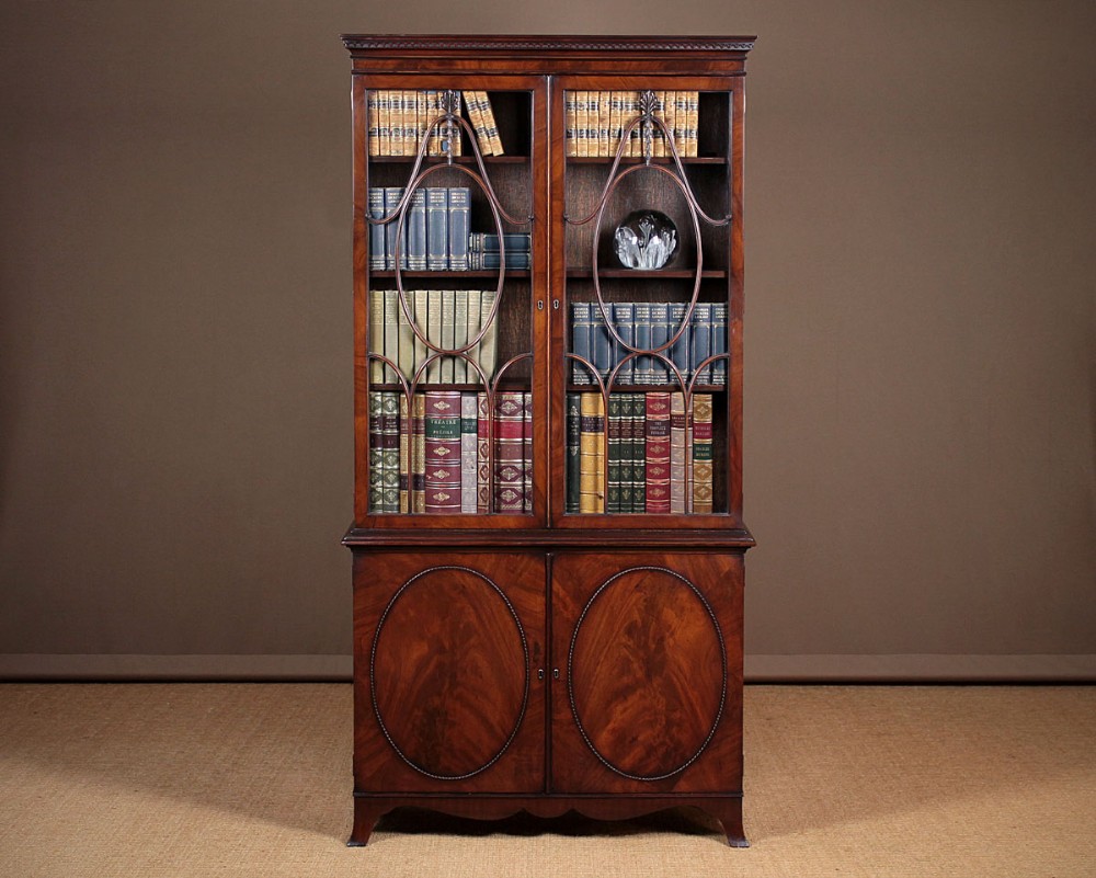 Small Mahogany Bookcase c.1920.