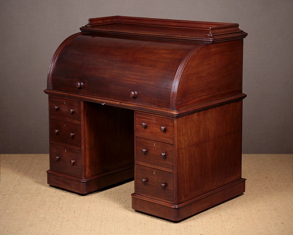 Walnut Cylinder Top Pedestal Desk c.1860.
