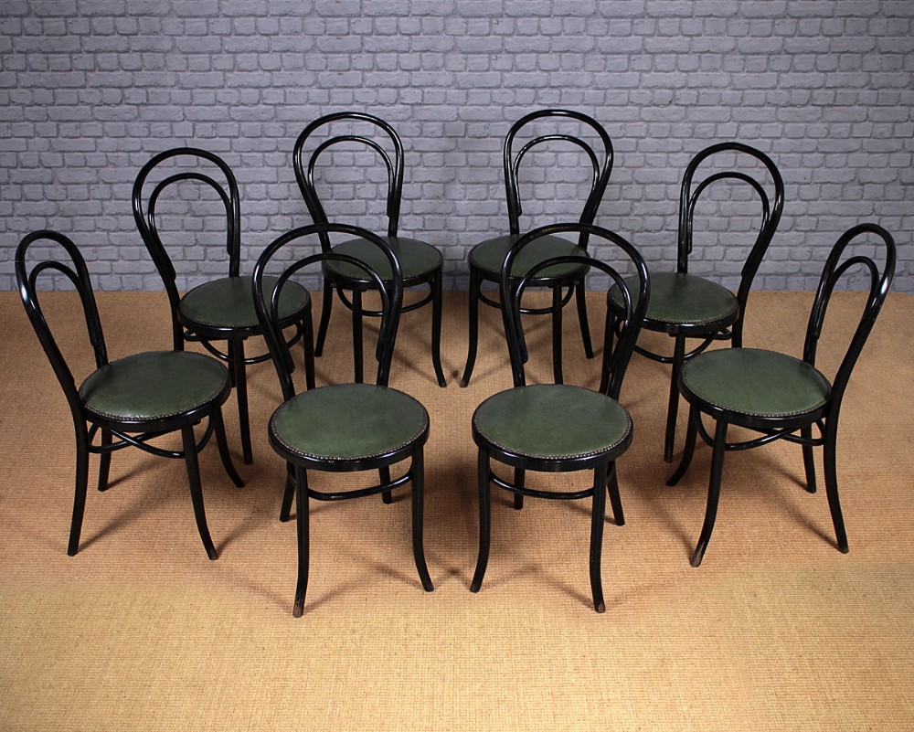 Set of Eight Bentwood Dining Chairs c.1900.