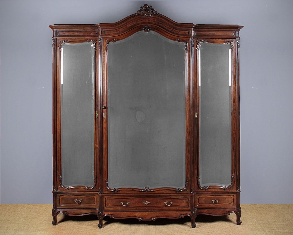 Late 19th.c. Rosewood Triple Wardrobe c.1890.
