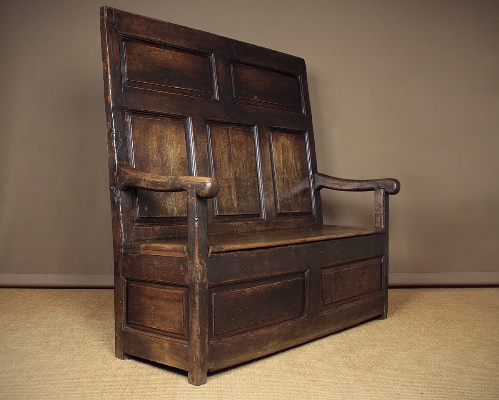 18th.c. Welsh Oak Box Settle Hall Bench c.1750.