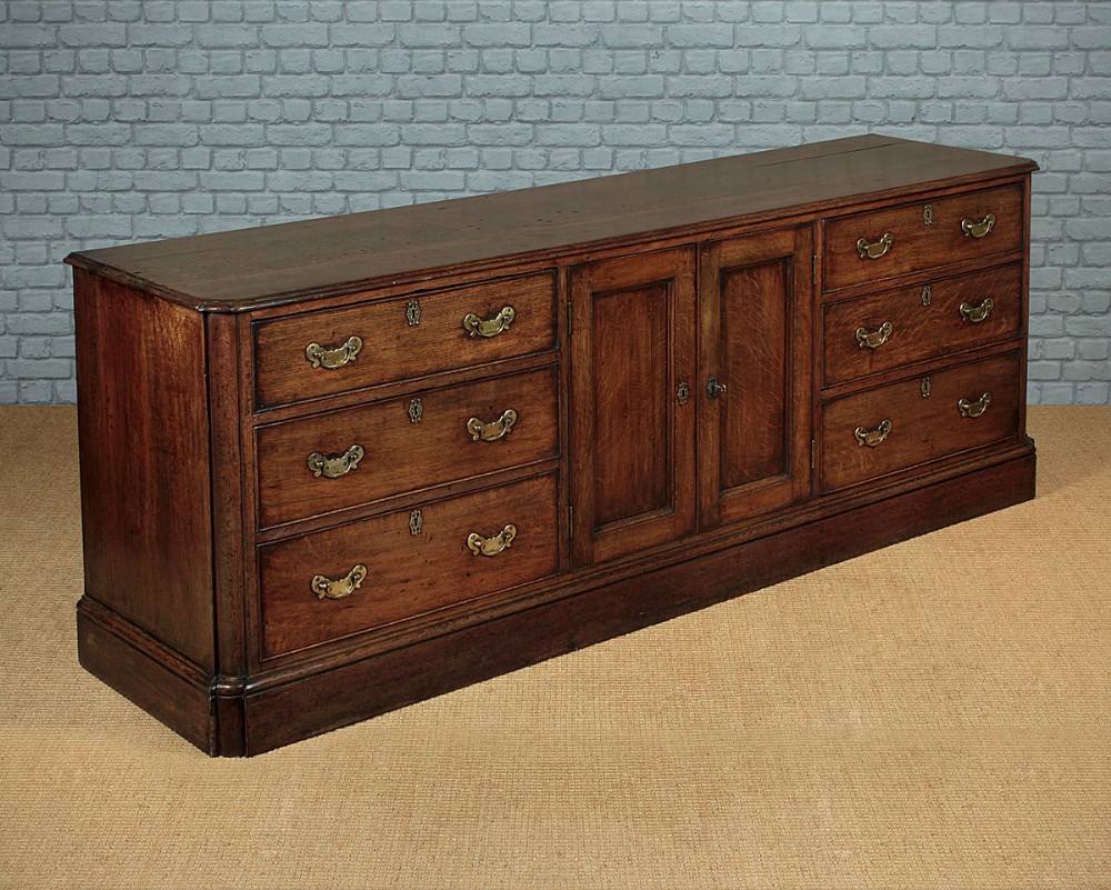 George III Oak Cheshire Farmhouse Dresser Base c.1800.