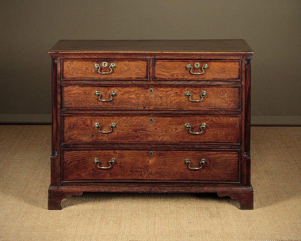Georgian Oak Chest of Drawers c.1810.