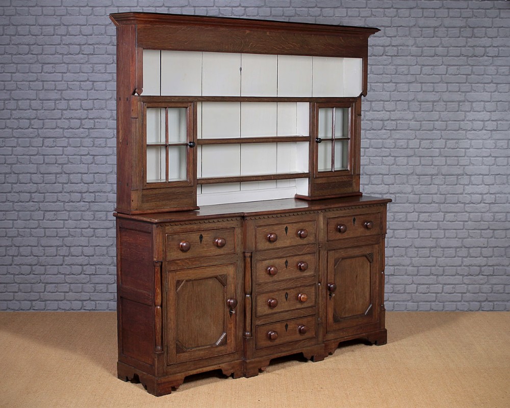 Early 19th.c. Oak Welsh Dresser c.1820